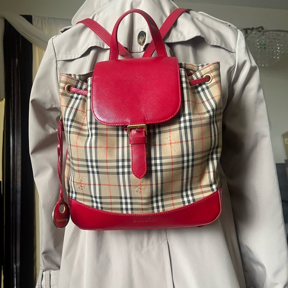 Burberry’s BackPack - Picture 9 of 16